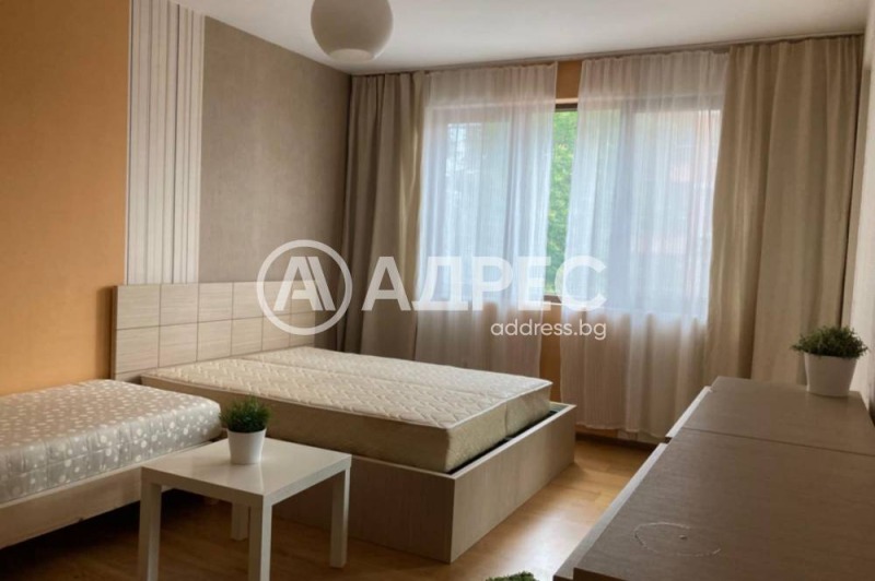 Издаје се  2 спаваће собе Софија , Центар , 100 м2 | 14543687 - слика [4]