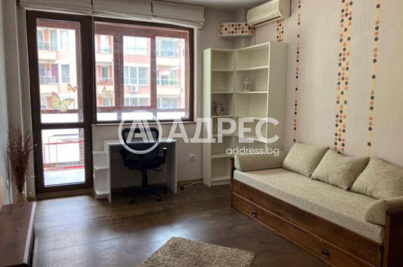 Издаје се  2 спаваће собе Софија , Центар , 100 м2 | 14543687 - слика [6]
