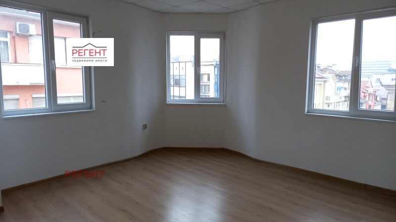 Do wynajęcia  Biuro Gabrowo , Centar , 30 mkw | 58190360 - obraz [2]