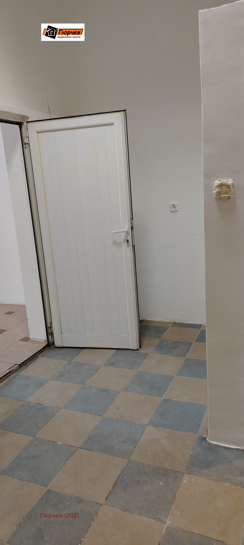 Til leie  Butikk Ruse , Sjirok tsentar , 60 kvm | 53750427 - bilde [5]