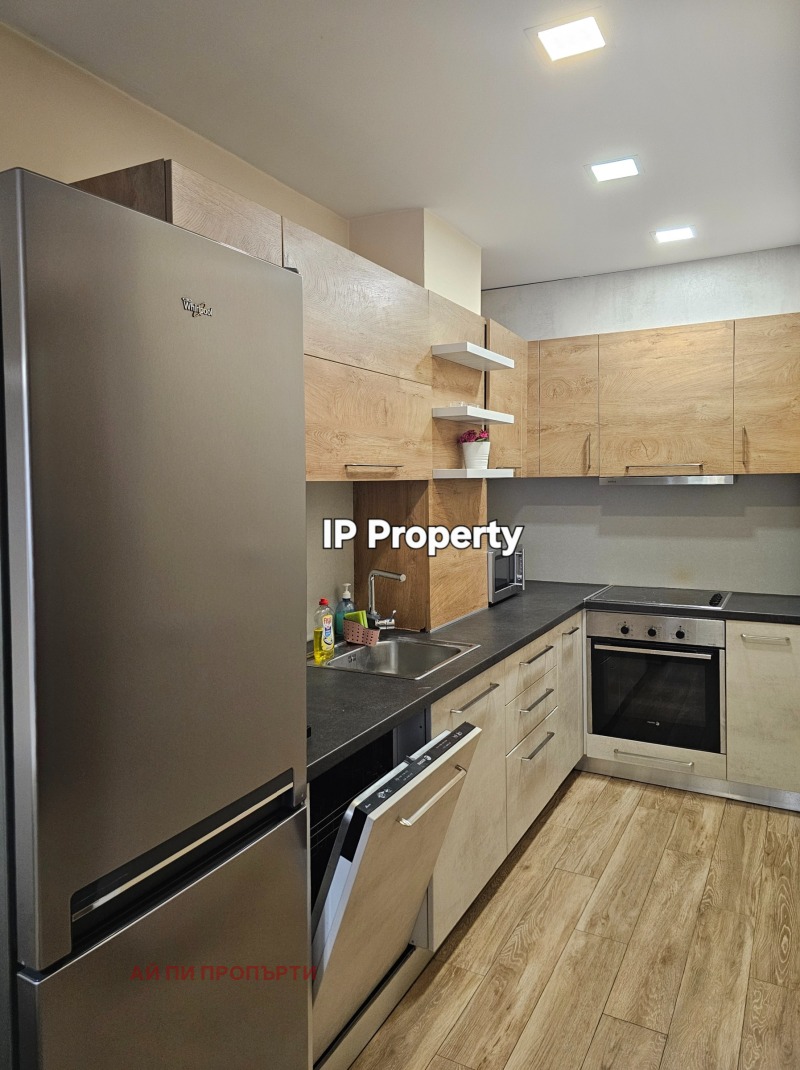 Дава под наем МНОГОСТАЕН, гр. София, Център, снимка 4 - Апартаменти - 52840687