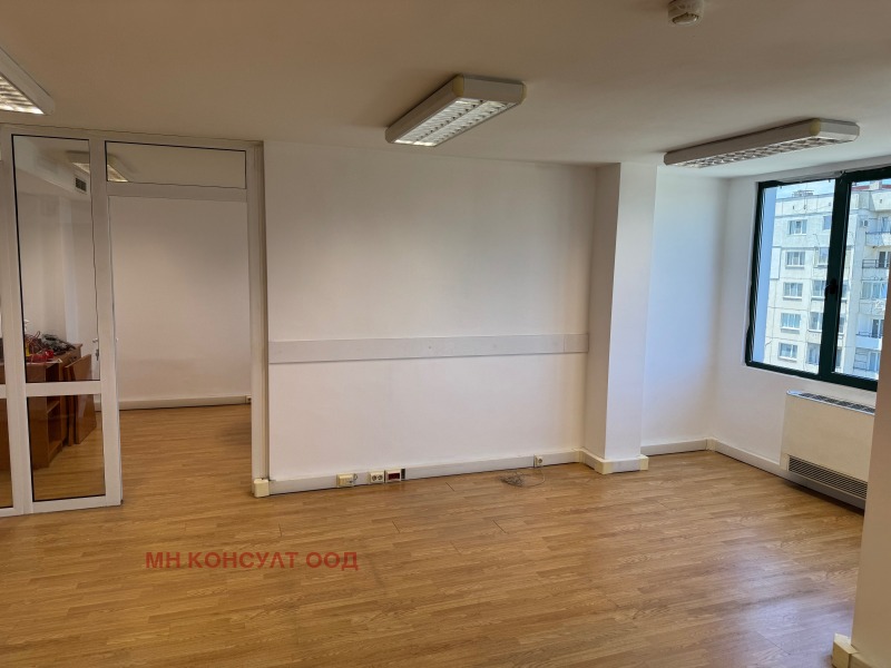 Da affittare  Ufficio Sofia , Tsentar , 70 mq | 67654383 - Immagine [6]