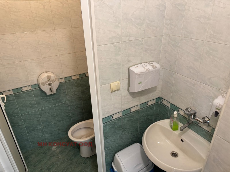 Da affittare  Ufficio Sofia , Tsentar , 70 mq | 67654383 - Immagine [8]