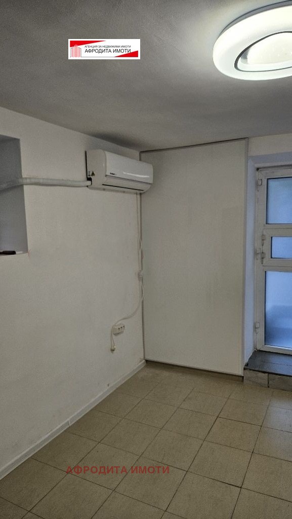 Do wynajęcia  Biuro Stara Zagora , Centar , 17 mkw | 38557359 - obraz [3]