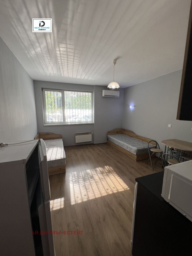 Para alugar  Estúdio Sofia , Studentski grad , 30 m² | 68309114