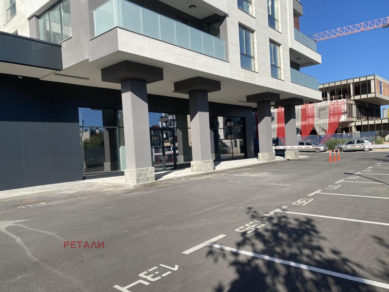 K pronájmu  Prodejna Plovdiv , Christo Smirnenski , 425 m2 | 84215530 - obraz [2]