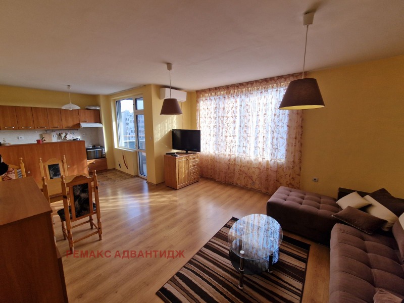 Para alugar  1 quarto Plovdiv , Trakiia , 70 m² | 33937977