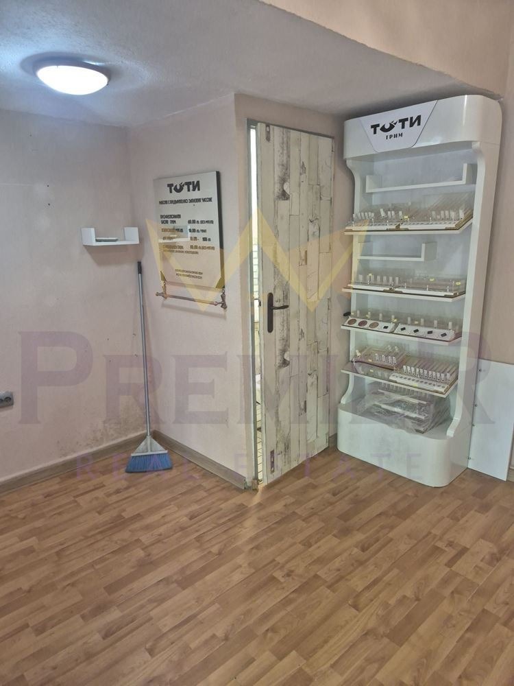 Til leie  Butikk Varna , Sportna zala , 12 kvm | 48184704 - bilde [2]