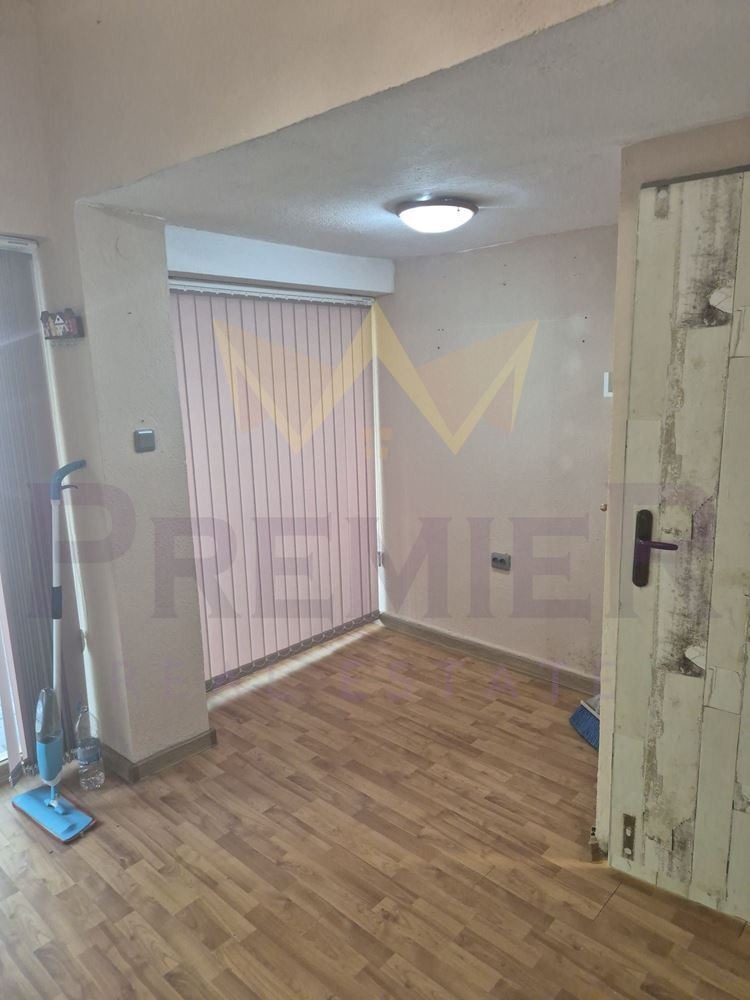Til leie  Butikk Varna , Sportna zala , 12 kvm | 48184704