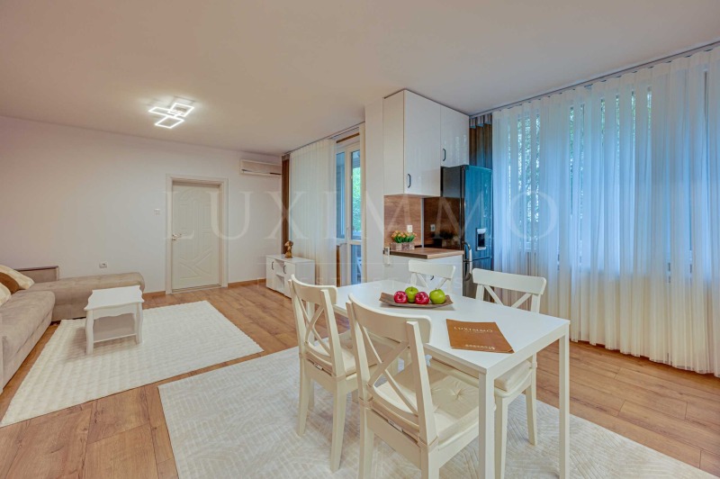 Te huur  2 slaapkamers Sofia , Chipodruma , 100 m² | 73192134