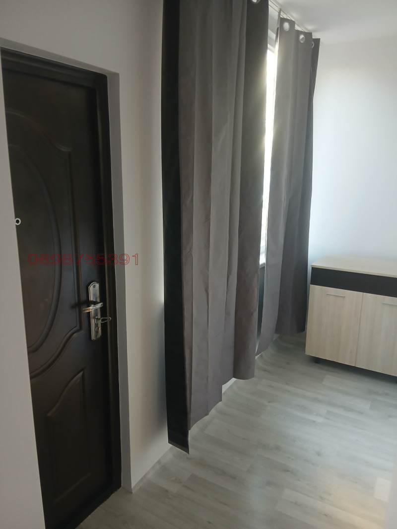 Дава под наем 3-СТАЕН, гр. Перник, Изток