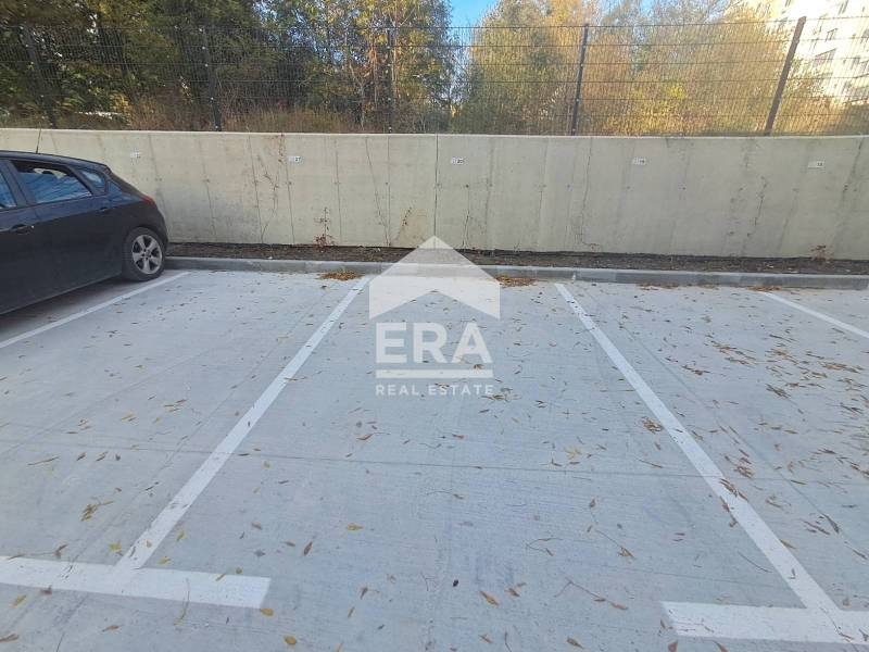 Дава под наем ГАРАЖ, ПАРКОМЯСТО, гр. Варна, Възраждане 1, снимка 2 - Гаражи и паркоместа - 52155553