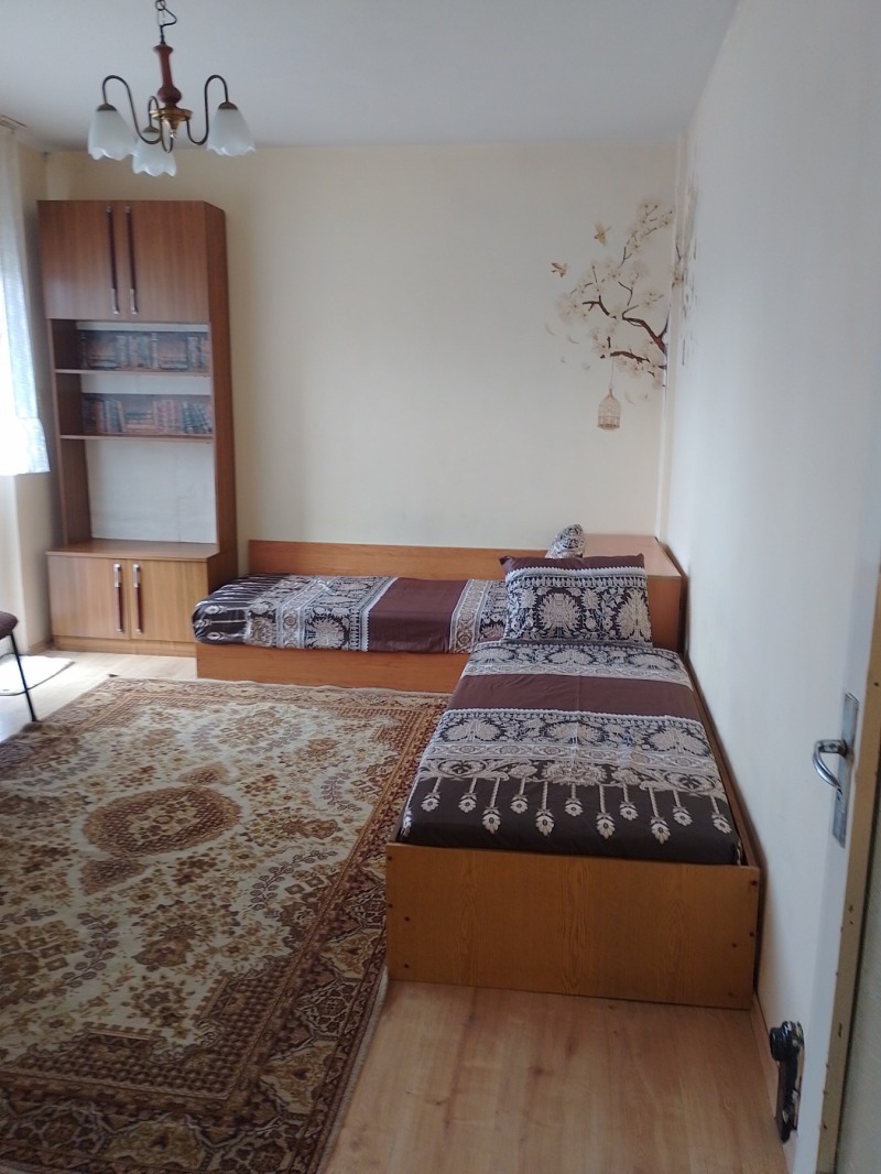 Дава под Наем 1-СТАЕН в град Пловдив, Тракия - 36 кв.м / 200 € » 391.17 лв., НЕВА