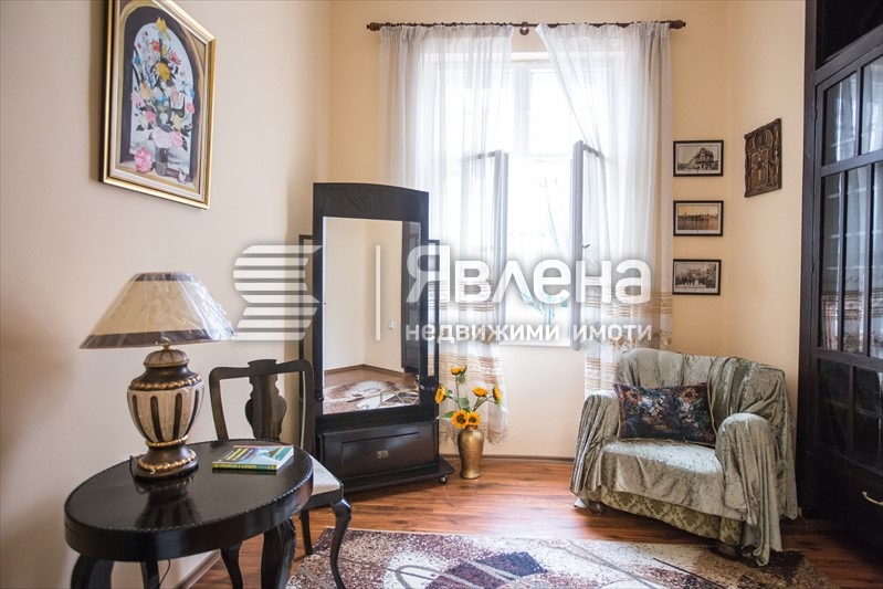 Do wynajęcia  Piętro domu Warna , Centar , 190 mkw | 36190771 - obraz [12]