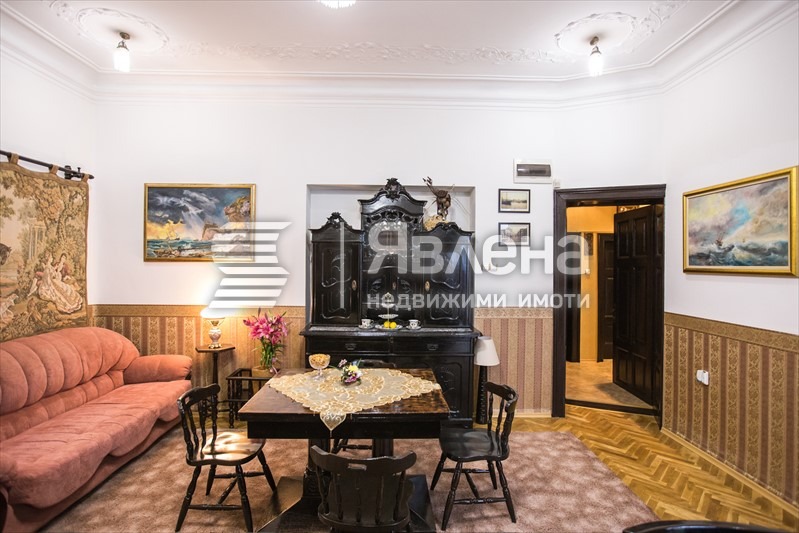 Do wynajęcia  Piętro domu Warna , Centar , 190 mkw | 36190771 - obraz [2]