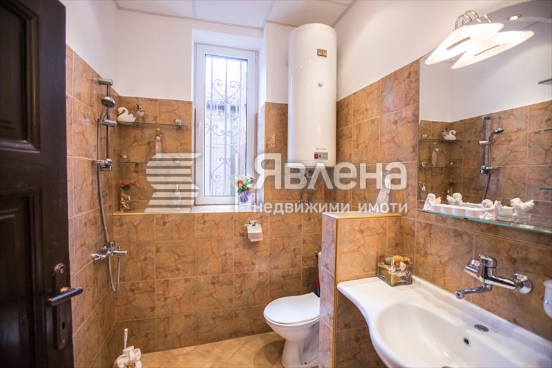 Do wynajęcia  Piętro domu Warna , Centar , 190 mkw | 36190771 - obraz [11]