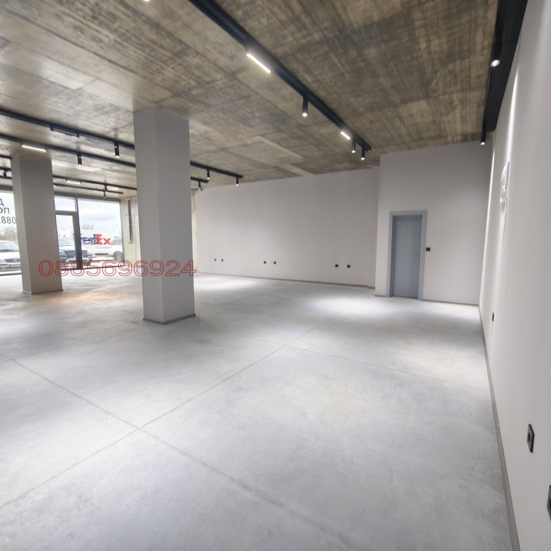 Дава под наем МАГАЗИН, гр. Пловдив, Индустриална зона - Север, снимка 4 - Магазини - 52985660