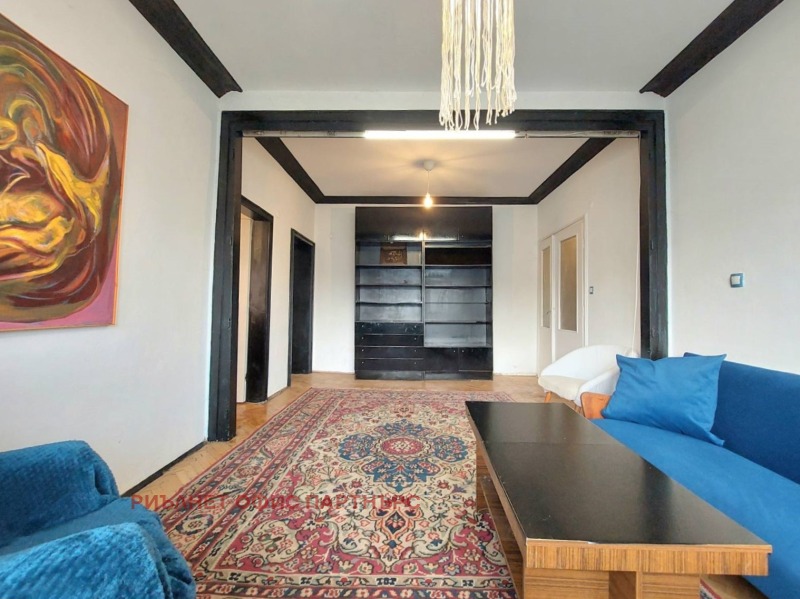 Дава под наем 3-СТАЕН, гр. София, Център, снимка 2 - Апартаменти - 52452747