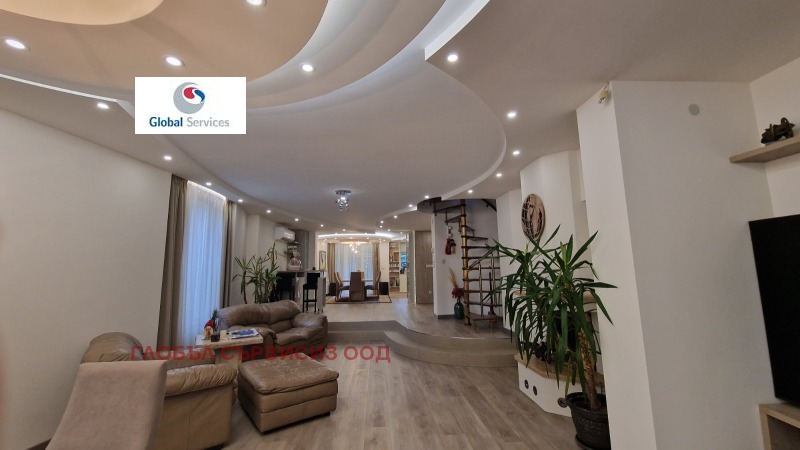 Kiadó  Ház Sofia , Manastirski livadi , 450 négyzetméter | 76428865 - kép [8]