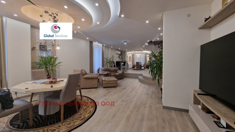 Kiadó  Ház Sofia , Manastirski livadi , 450 négyzetméter | 76428865 - kép [9]