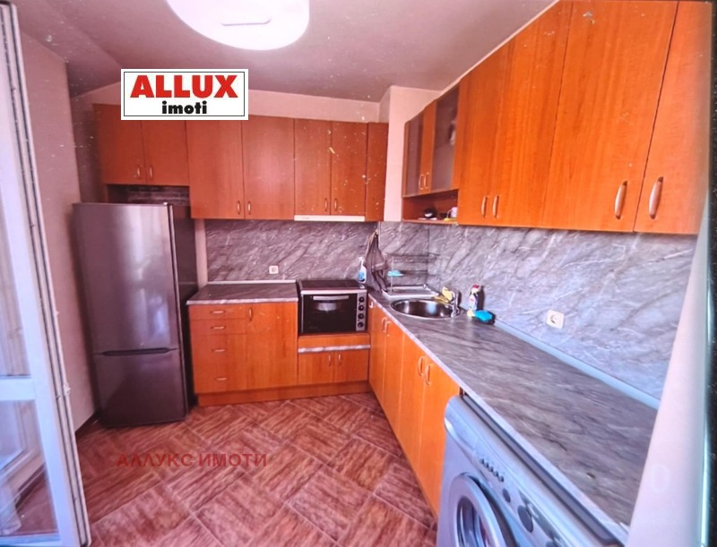 Дава под наем 1-СТАЕН, гр. Русе, Ялта