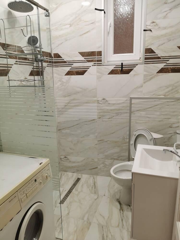 Дава под наем МНОГОСТАЕН, гр. Пловдив, Център, снимка 5 - Апартаменти - 53643427