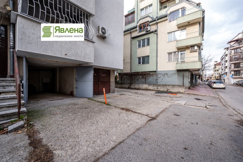 Дава под наем ГАРАЖ, ПАРКОМЯСТО, гр. София, Редута, снимка 3 - Гаражи и паркоместа - 53075803