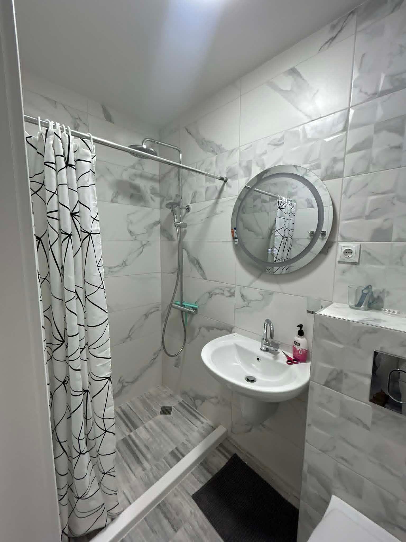 Дава под наем 2-СТАЕН, гр. Бургас, Сарафово, снимка 7 - Апартаменти - 54340889