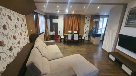 1 chambre Pobeda, Varna 3