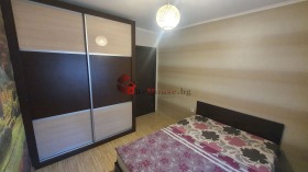 1 chambre Pobeda, Varna 7