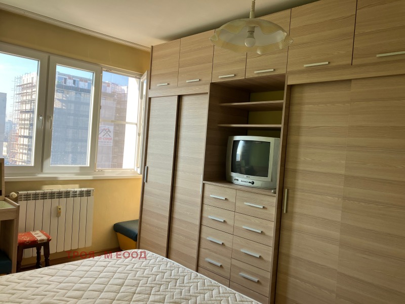 Zu vermieten  2 Schlafzimmer Sofia , Nadeschda 4 , 70 qm | 27301150 - Bild [8]