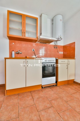 2 bedroom Tsentar, Sofia 11