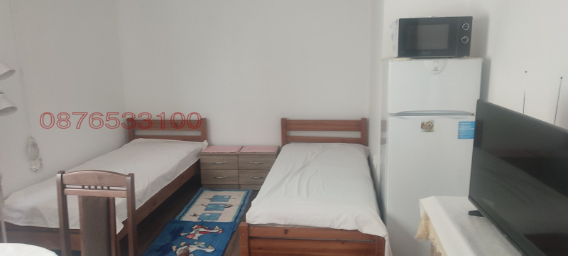 Издаје се  Соба Софија , Центар , 25 м2 | 18126433 - слика [2]
