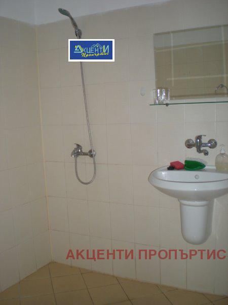 Дава под наем 3-СТАЕН, гр. Велико Търново, Колю Фичето, снимка 10 - Апартаменти - 52232830