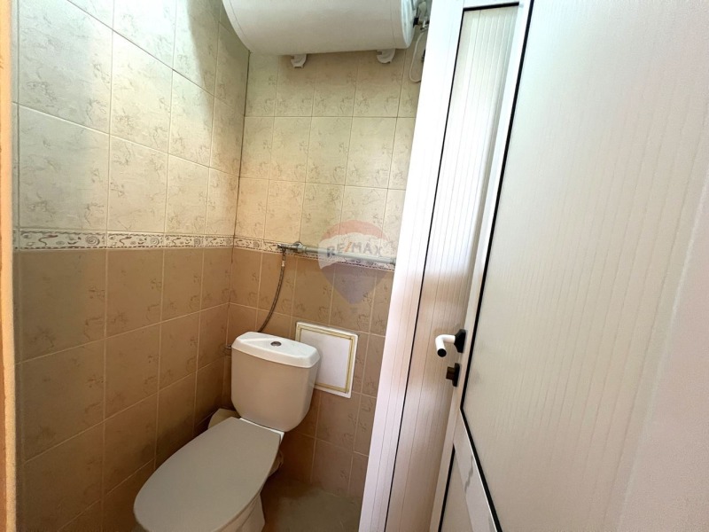 Дава под наем 2-СТАЕН, гр. Бургас, Славейков, снимка 13 - Апартаменти - 53229696