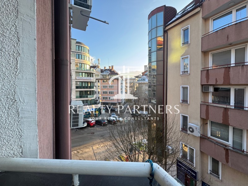 Дава под наем 3-СТАЕН, гр. София, Лозенец, снимка 13 - Апартаменти - 53360840