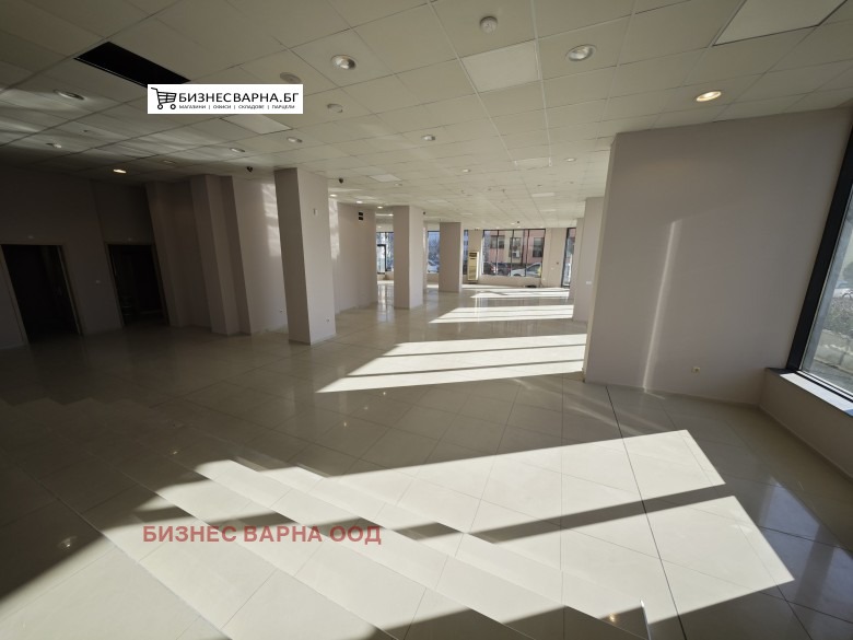 Дава под наем МАГАЗИН, гр. Варна, Кайсиева градина, снимка 3 - Магазини - 54153111