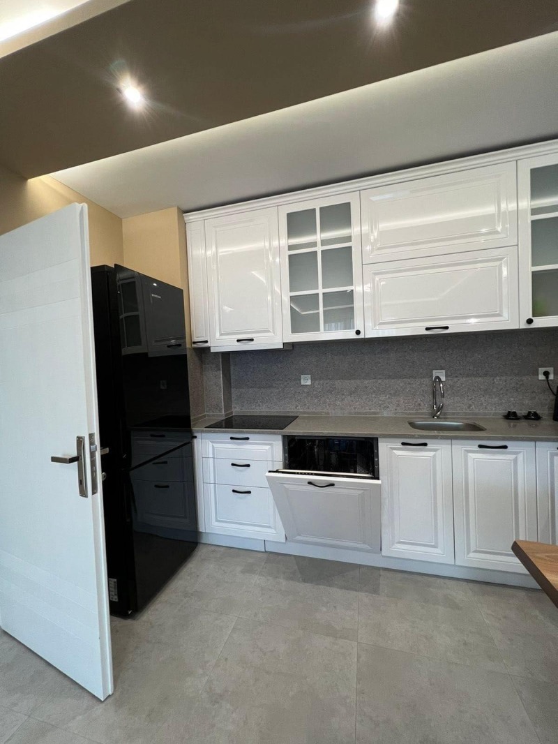 För uthyrning  1 sovrum Plovdiv , Hristo Smirnenski , 76 kvm | 94132240 - bild [4]