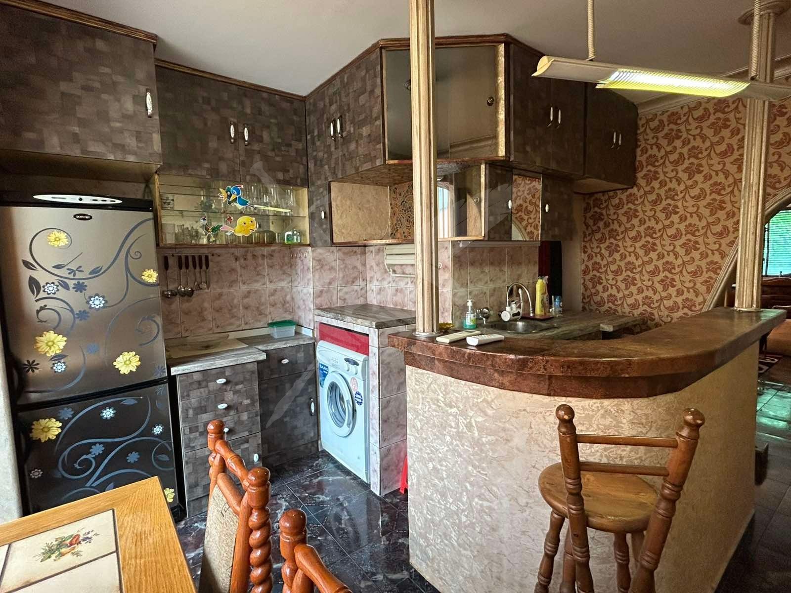 Дава под наем МНОГОСТАЕН, гр. Стара Загора, Център, снимка 3 - Апартаменти - 54653820