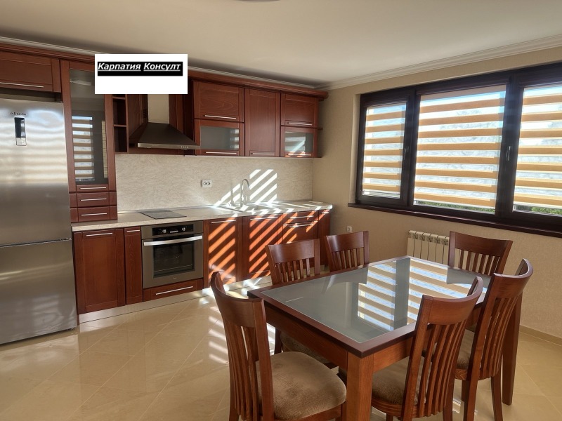 Дава под наем ЕТАЖ ОТ КЪЩА, гр. София, Требич