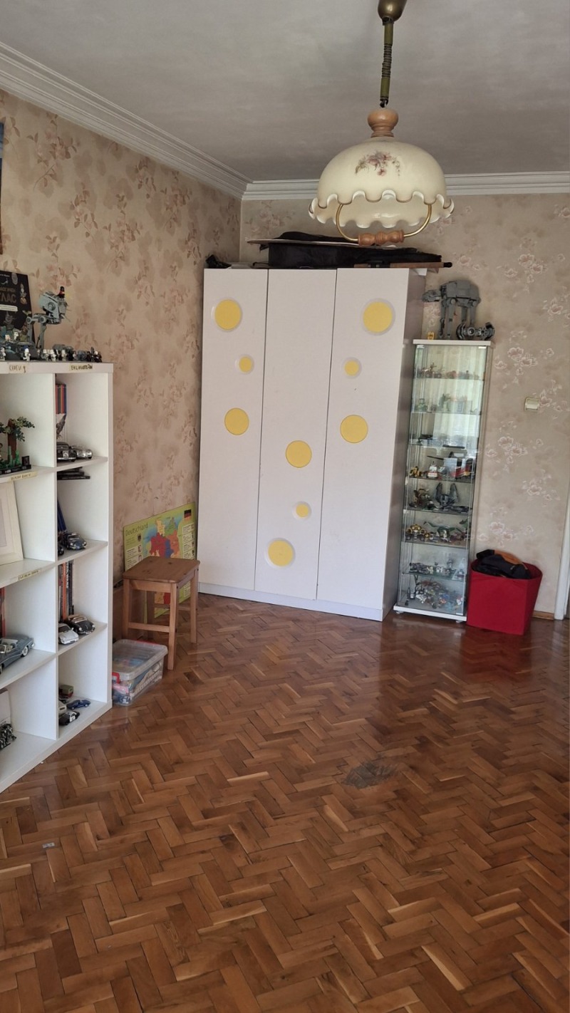 Дава под наем  4-стаен град София , Изток , 105 кв.м | 68642585 - изображение [6]