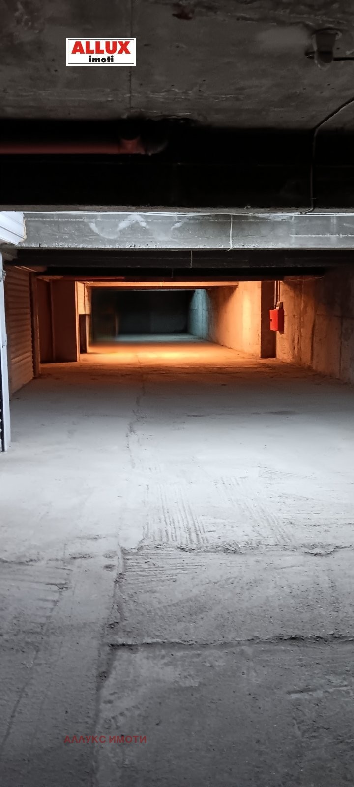 Дава под наем ГАРАЖ, ПАРКОМЯСТО, гр. Русе, Ялта, снимка 2 - Гаражи и паркоместа - 52996399