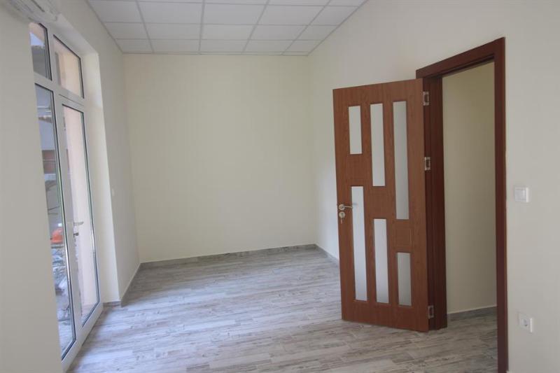 For Rent  Office Gabrovo , Tsentar , 76 sq.m | 93159930 - image [2]