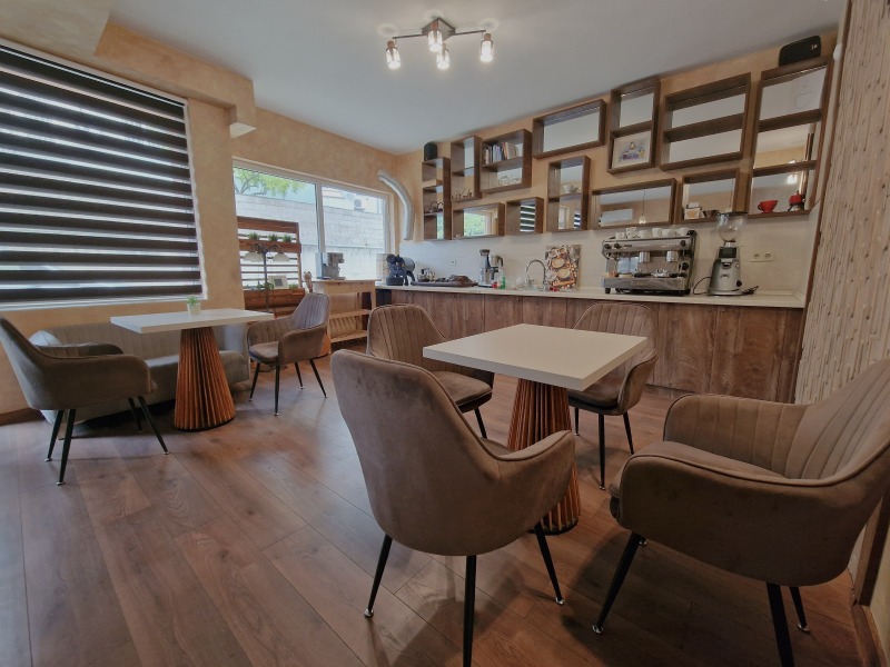 Дава под наем ЗАВЕДЕНИЕ, гр. Варна, Център