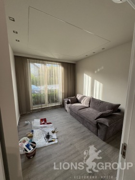 ���� ��� ���� 3-����� | Imot.bg � ����� ������ 8