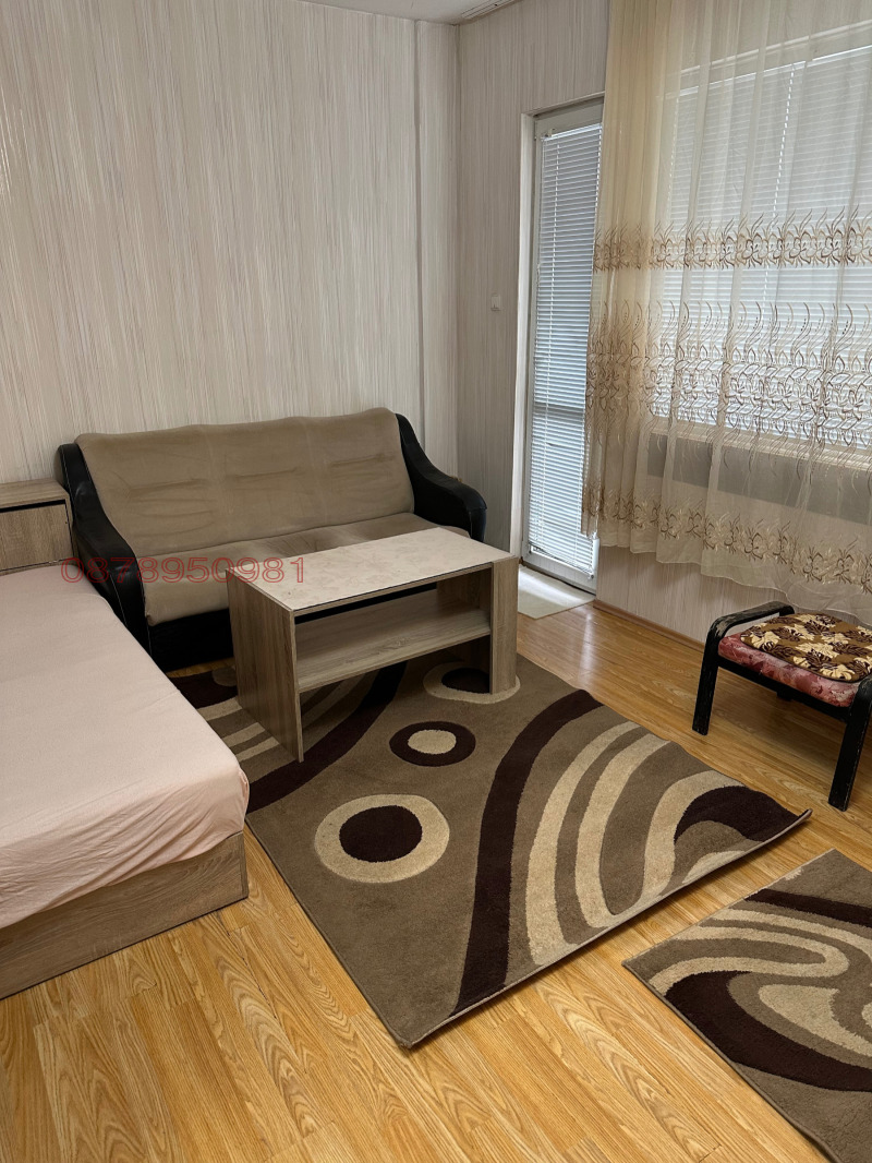 Дава под наем 1-СТАЕН, гр. Пловдив, Тракия