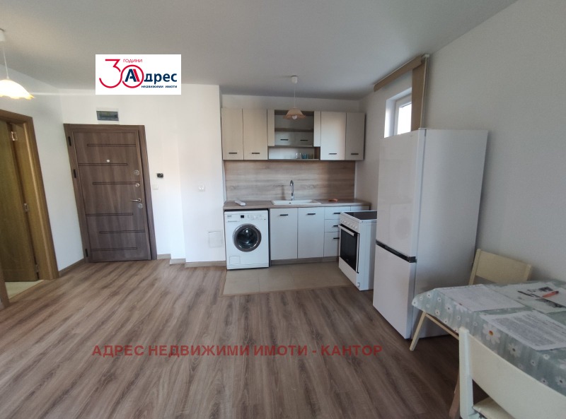 Дава под наем 2-СТАЕН, гр. Пазарджик, Идеален център, снимка 2 - Апартаменти - 53165538