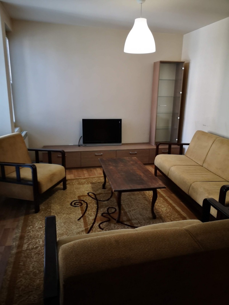 Te huur  2 slaapkamers Sofia , Tsentar , 100 m² | 84580181