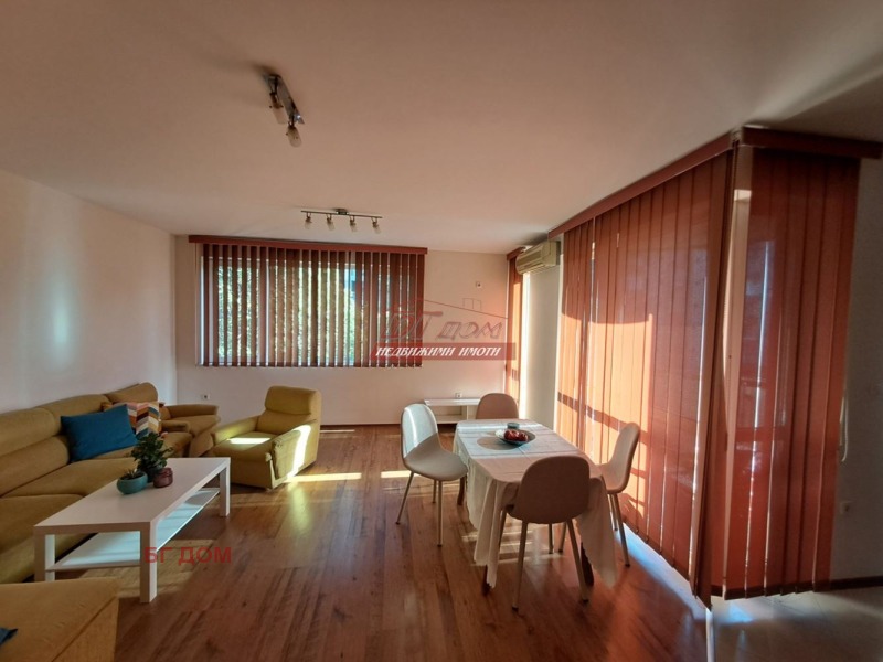 Da affittare  1 camera da letto Plovdiv , Tsentar , 67 mq | 99159771