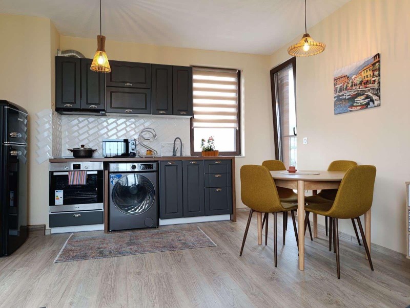 Para alugar  1 quarto Varna , Pobeda , 60 m² | 33387898